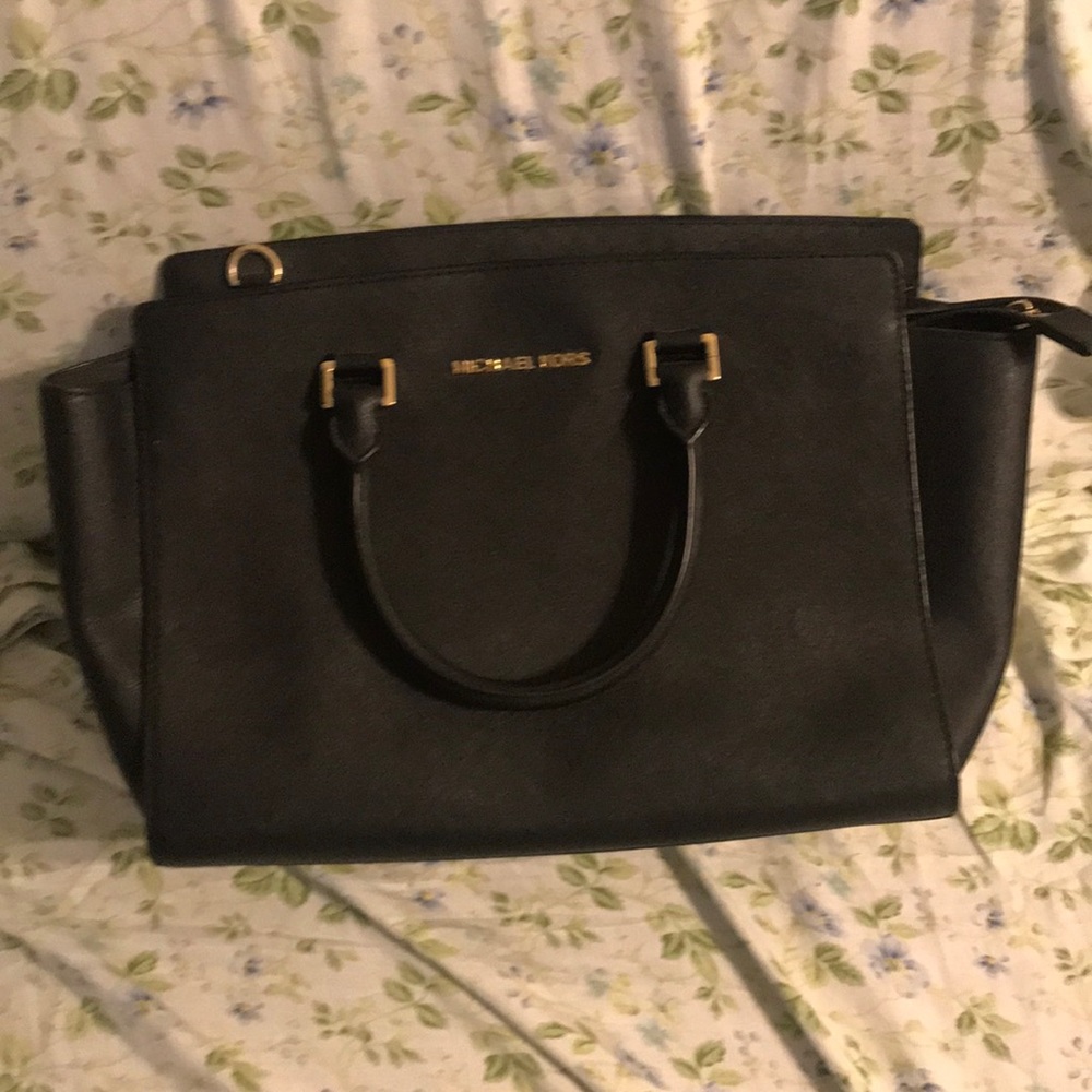 Black large Michael kora satchel